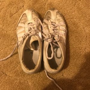 Cheer shoes!!